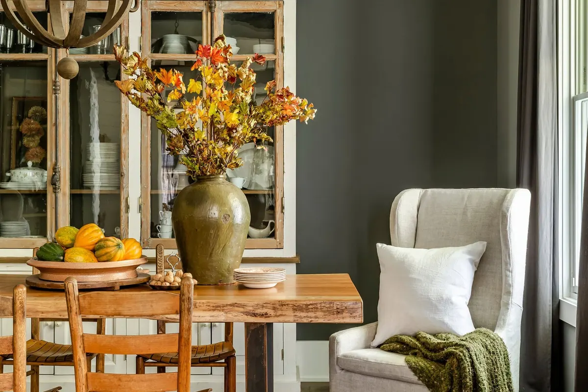 Dining room interior