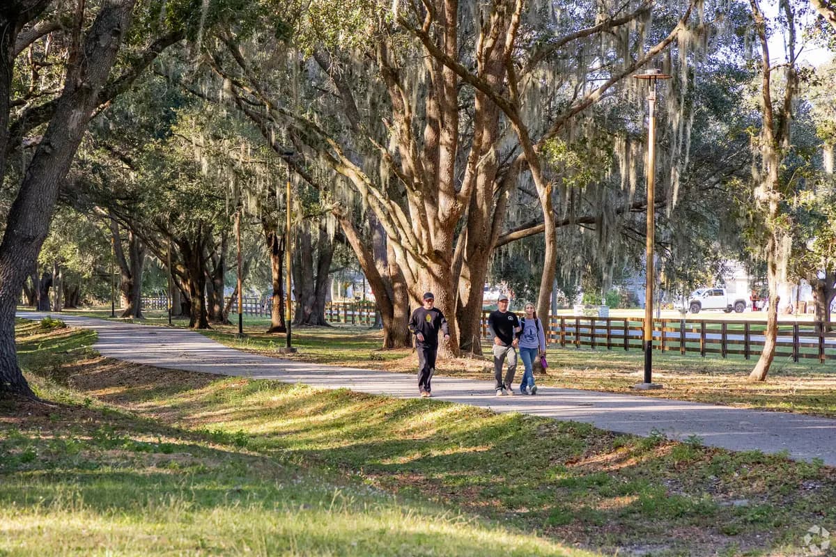Trail through Lake Hiawatha Preserve near Minneola, Florida