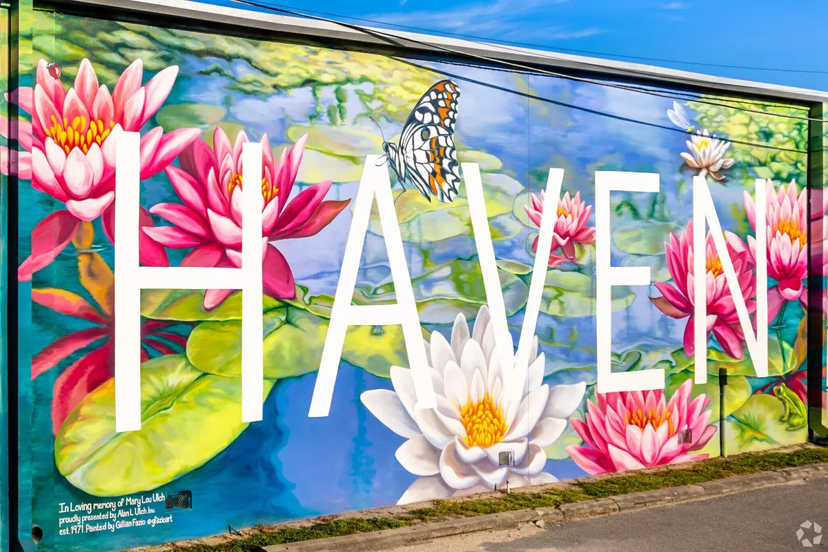 Painted mural in downtown Winter Haven, Florida