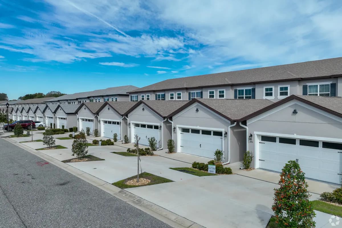 New townhomes and condominiums in Groveland, Florida