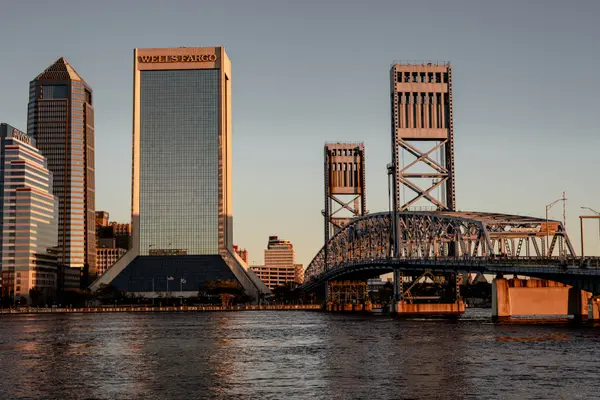 The Jacksonville skyline and its bridges over the river, Florida